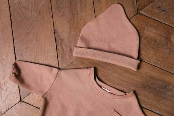 Sweater and hat in pima cotton - hibisco - Puno Collection | UAUA Collections